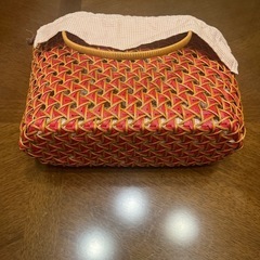 可愛い手編みのカゴバッグ内袋付きの画像