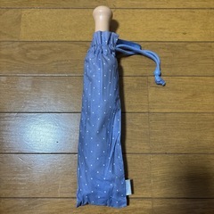 折り畳み傘　水色　ドット柄 折りたたみ傘　資生堂　50cm 水玉模様　ドット柄　可愛い　雨具　女性向けの画像