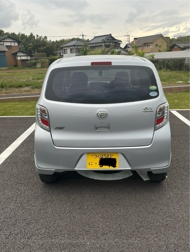 ダイハツ　ミライース