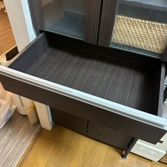 【取引中】食器棚　ニトリ　ブラウン　ウォールナットの画像