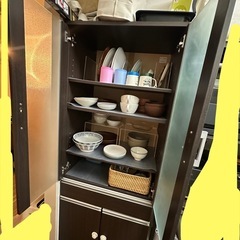 【取引中】食器棚　ニトリ　ブラウン　ウォールナットの画像