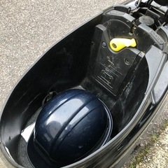 【問い合わせ中】HONDA DIO(2スト)写真に載ってるショボいヘルメット付きの画像