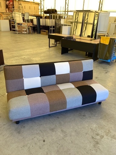 【KJ170】仙台市内近郊配送料込み！美品 パッチワーク柄 ソファベッド リクライニングソファ 横幅180cm 2.5人掛け 直接引き取りでお値引き！　検)一人暮らし 家具 収納 ダイニング リビング キッチン 冷蔵庫 洗濯機 テーブル ラック レンジ キャビネット ソファ