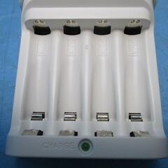 P874　三洋　エネループ　単3・単4兼用　充電器の画像