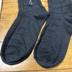 マンシングウェア　黒　ペンギン　刺繍　ワンポイント　靴下　ソックス　1足　メンズの画像