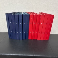 バインダー　中古　2色✖️７セットの画像