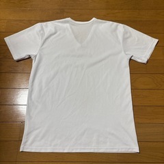２枚　セット　白無地　Vネック Tシャツ Ｌ　ティーシャツ　半袖　仕事着　介護　まとめて　まとめ売りの画像