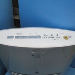 P671　パナソニック　加湿セラミックファンヒーターの画像