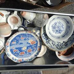 早い者勝ち　食器　大量　皿　グラス　まとまて引取にこられる方限定　の画像