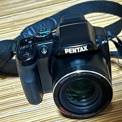 PENTAX X70