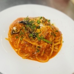 時給1,080円〜／土日祝のみ／イタリア料理店のホール・接客担当の画像