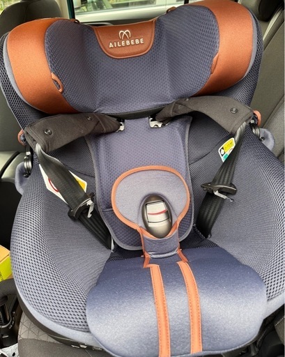 【取引中】エールべべ チャイルドシート 新生児から
