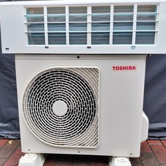 東芝エアコン　２０１９年式　2.2ｋ６畳～　標準取付費用無料　福岡県～北九州方面～筑豊方面