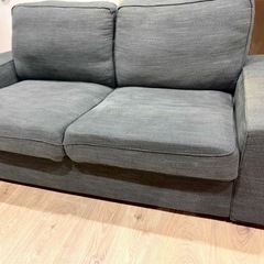 IKEA シーヴィク２人掛け　　の画像