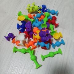 ピタリコ　30ピース　知育玩具の画像