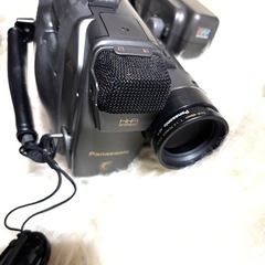 【Panasonicビデオカメラ　NV-S9 アクセサリーキット付き】の画像
