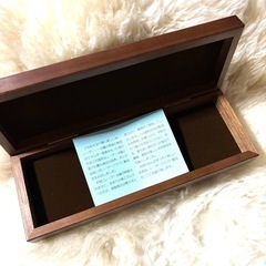 【トヨタ自動車50周年記念木彫り箱】の画像
