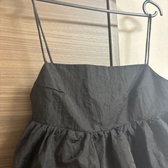 新品レディース服の画像