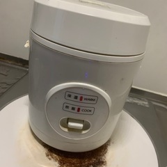 ミニ炊飯器の画像
