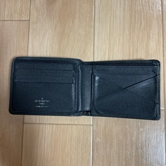 ルイヴィトン財布の画像