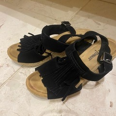 フリンジ付き黒エスパドリーユサンダル