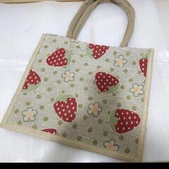 新品　ジュートバッグ　いちごの画像