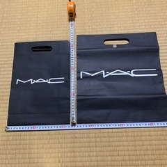化粧品　MAC 小袋 の画像