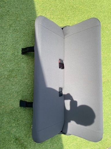 E26 キャラバン nv350 リヤシート 受付シート 新車外し