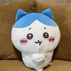【美品】ハチワレ （ちいかわ入れ替わってるぬいぐるみBIG）