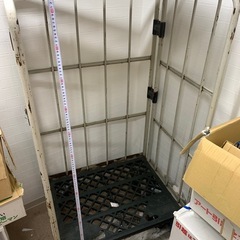 B まとめて引き取り希望　カゴ台車