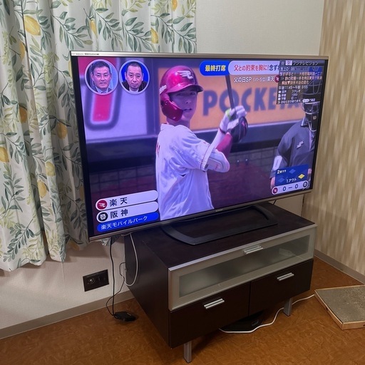 シャープ　65インチ