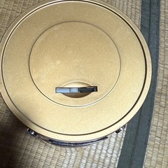 100万円　貯金箱　新品　商品説明確認下さい。の画像