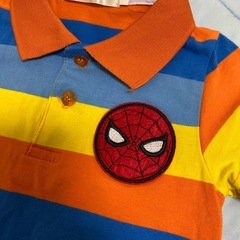 スパイダーマンポロシャツの画像