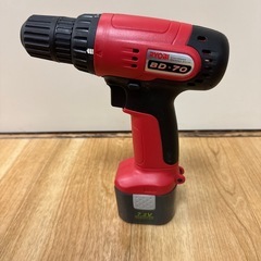 RYOBI 充電式ドライバドリルBD-70と充電器の画像