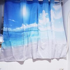 カーテンの画像