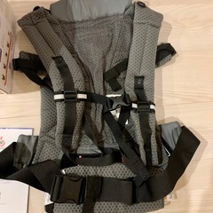 ②【値下げ中】未使用 新品 抱っこ紐 エルゴベビー オムニブリーズ グレーの画像