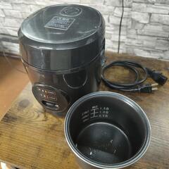 早いもの勝ち2つセット「中古品」パニーニメーカーD&S Panini Maker DS-7963「中古品」山善の小型炊飯器 0.5~1.5合マイコン式 ブラック YJE-M150(B)の画像