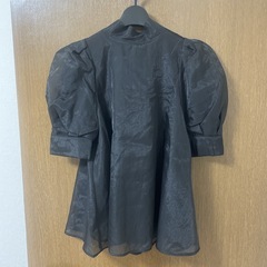 新品タグ付き未着用♡INGNIのオーガンジーバッグリボンブラウス...