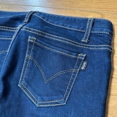 ジーンズ デニム ストレート ストレッチ【美品】の画像
