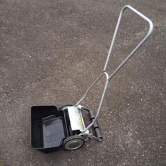 日本製　手動芝刈機　手押し芝刈機　25cm　ジョイフルモアー 　...