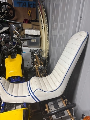 GSX400Eゴキ用三段シート (大屋竜毅) 南福岡のスズキの中古あげます