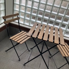 IKEA イケア　ガーデン　デーブル　チェア　セットの画像