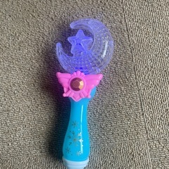 光るおもちゃの画像