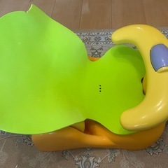  Aprica バスチェア