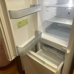 SHARP 冷蔵庫(付け替えドア)の画像