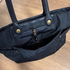 マークバイマークジェイコブス　トートバッグ　ハンドバッグ　黒色の画像