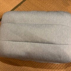 カインズ 枕にもなる背もたれイス