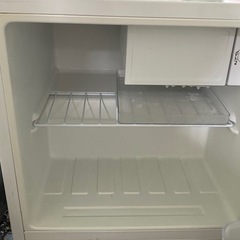 独身用冷蔵庫の画像