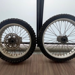 受け渡し決定　kdx125sr タイヤ　ホイール　バイクの画像