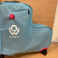 キッズキャリー　ノリッコ　子供が乗れるスーツケースの画像